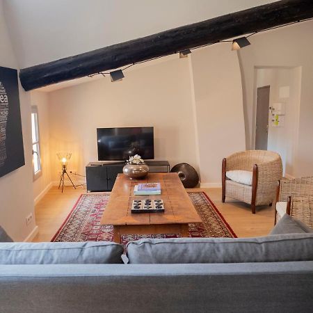 Cozy Nest In The Center Of Isle Sur La Sorgue For 4 People Apartman L'Isle-sur-la-Sorgue Kültér fotó