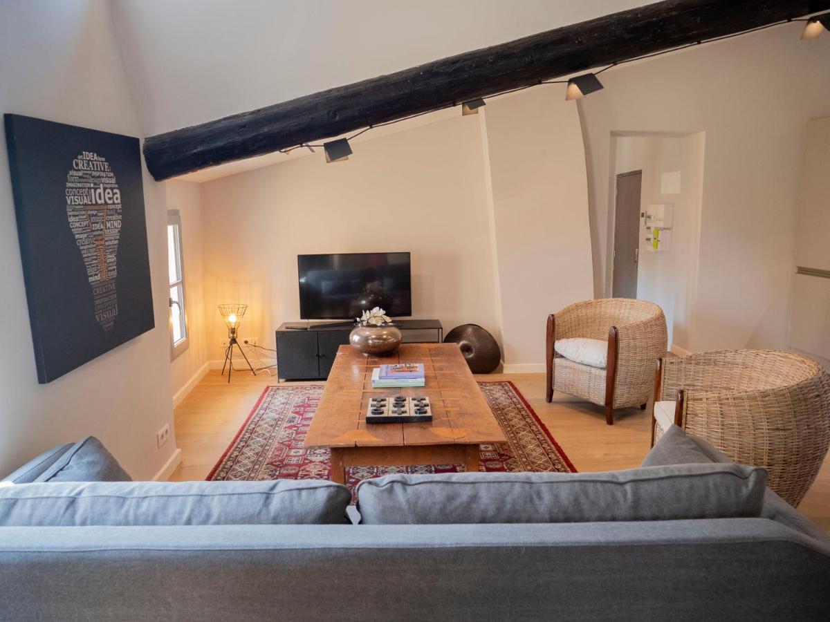 Cozy Nest In The Center Of Isle Sur La Sorgue For 4 People Apartman L'Isle-sur-la-Sorgue Kültér fotó