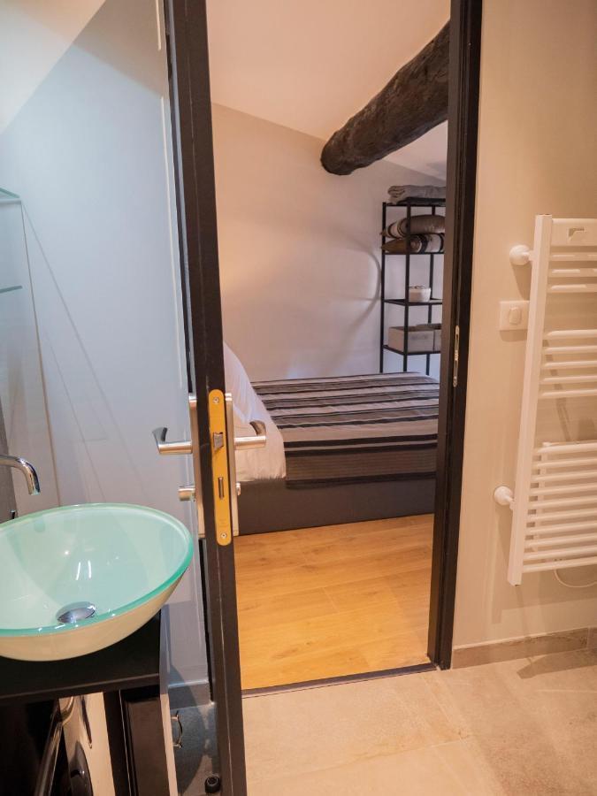Cozy Nest In The Center Of Isle Sur La Sorgue For 4 People Apartman L'Isle-sur-la-Sorgue Kültér fotó