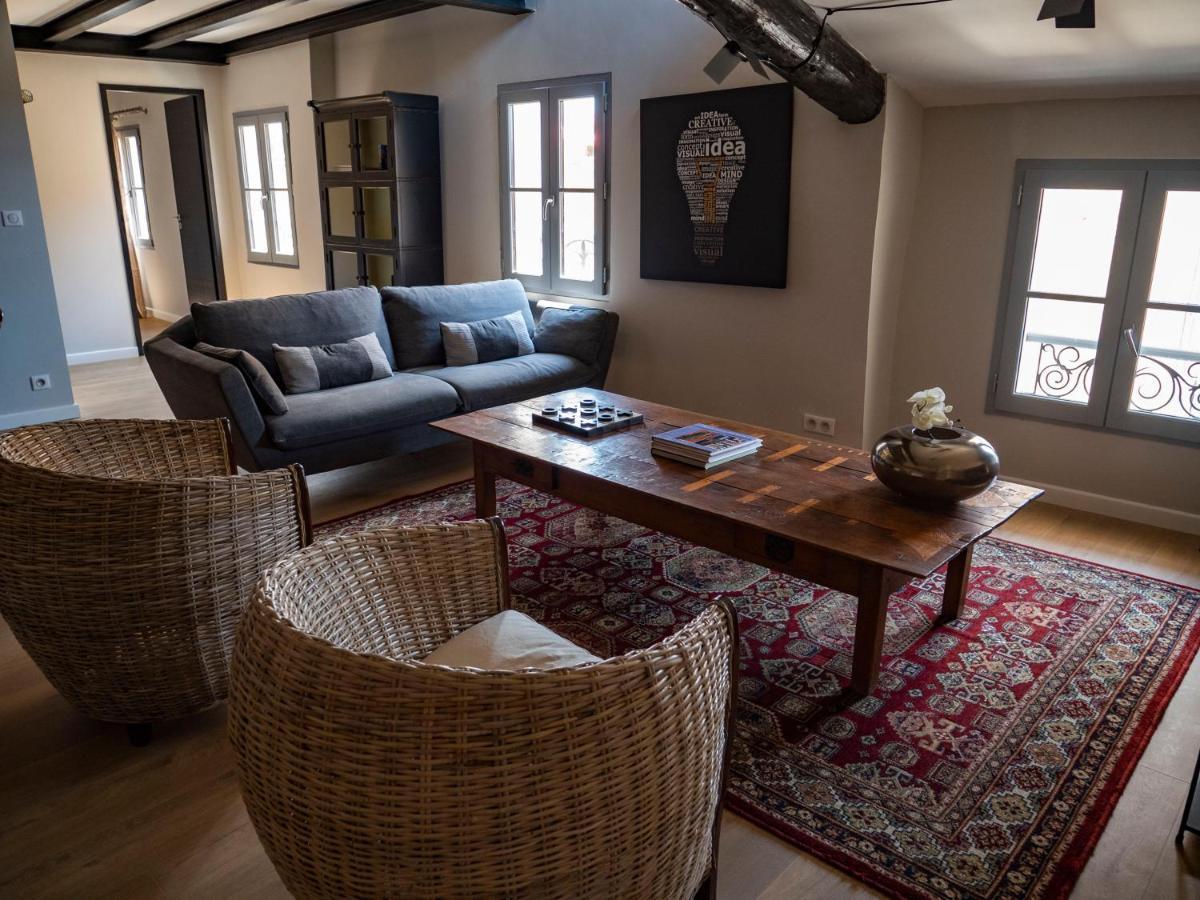 Cozy Nest In The Center Of Isle Sur La Sorgue For 4 People Apartman L'Isle-sur-la-Sorgue Kültér fotó