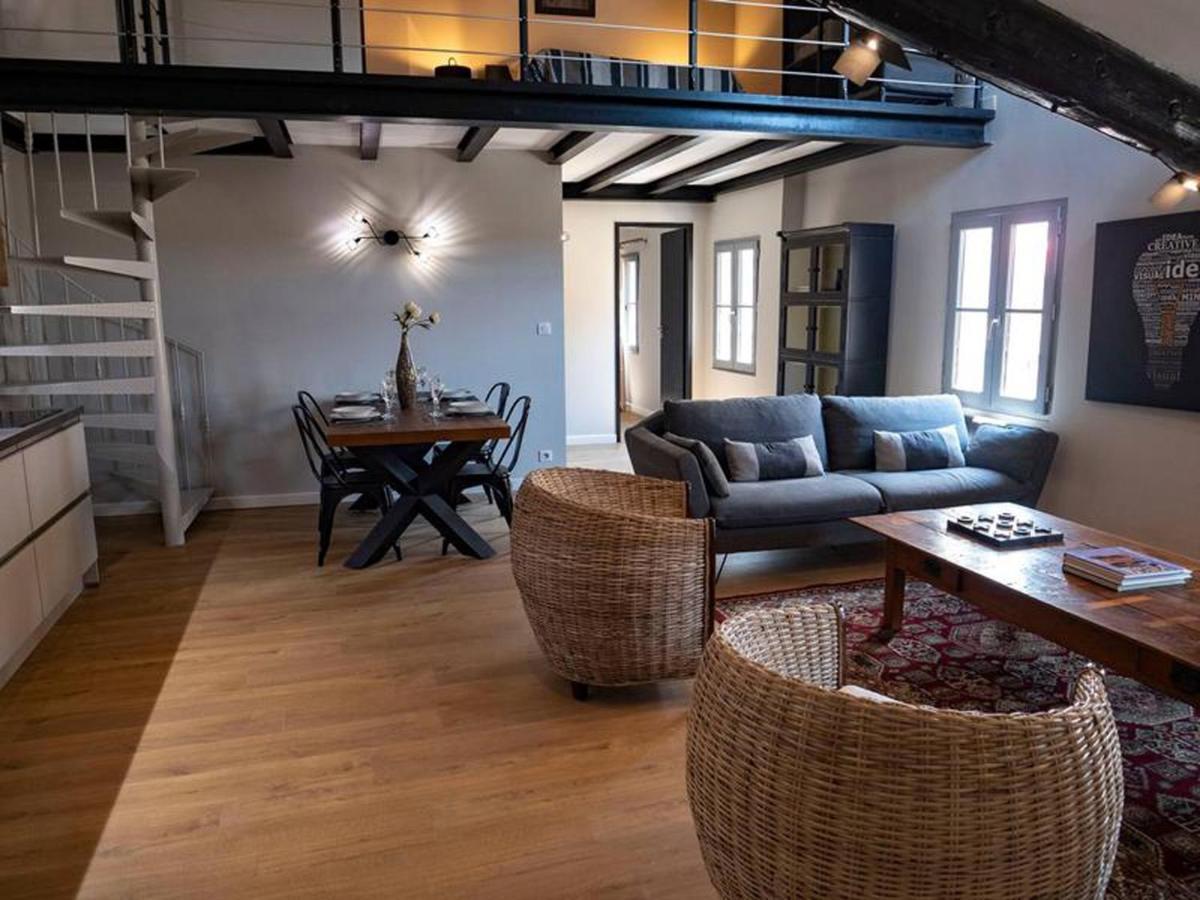 Cozy Nest In The Center Of Isle Sur La Sorgue For 4 People Apartman L'Isle-sur-la-Sorgue Kültér fotó